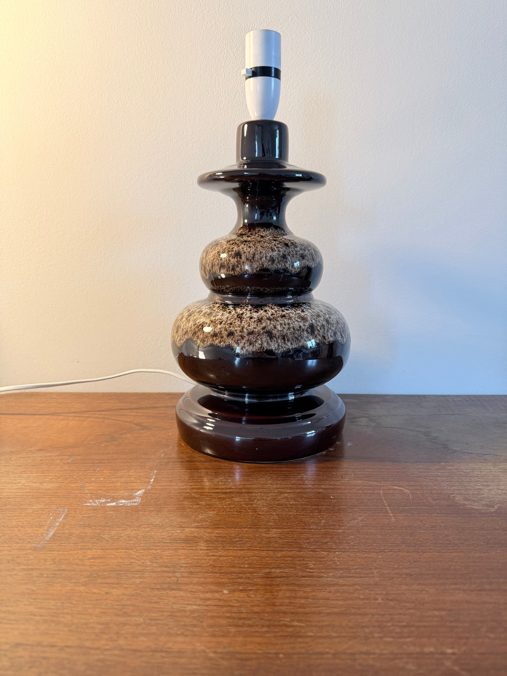 Mid-century 1970-80s ceramic table lamp